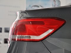 2013款 三厢 1.6L 自动 品享型