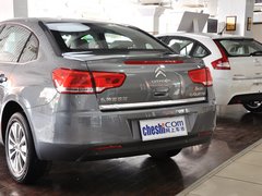 2013款 三厢 1.6L 自动 品享型