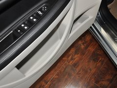 2013款 三厢 1.6L 自动 品享型