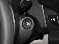 2013款 三厢 1.6L 自动 品享型