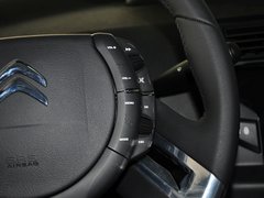 2013款 三厢 1.6L 自动 品享型
