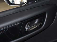 2013款 三厢 1.6L 自动 品享型