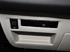 2013款 三厢 1.6L 自动 品享型