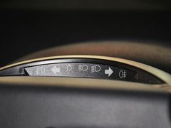 2013款 三厢 1.6L 自动 品享型