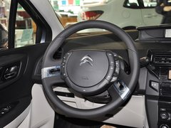2013款 三厢 1.6L 自动 品享型