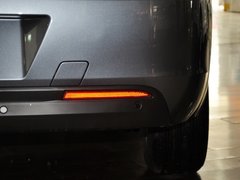 2013款 三厢 1.6L 自动 品享型