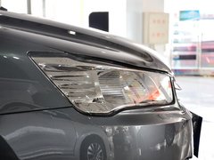 2013款 三厢 1.6L 自动 品享型