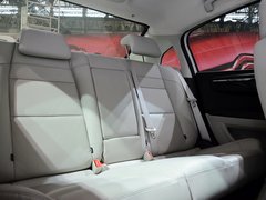 2013款 三厢 2.0L 自动 品悦型