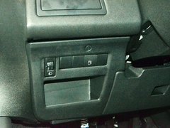 2013款 三厢 2.0L 自动 品悦型