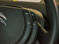 2013款 三厢 2.0L 自动 品悦型