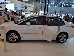2013款 三厢 2.0L 自动 品悦型