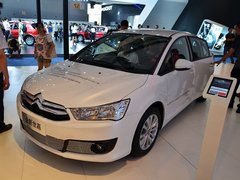 2013款 三厢 2.0L 自动 品悦型