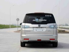 2013款 2.0T 自动 行政型 7座