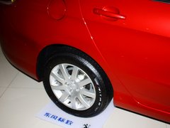 2013款 2.0L 自动 风尚型