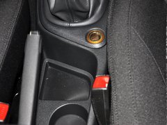 2013款 1.6L MT 优尚型