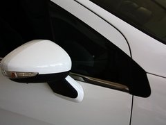 2013款 1.6L MT 优尚型