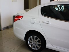 2013款 1.6L MT 优尚型