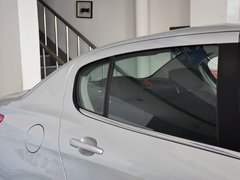 2013款 1.6L AT 优尚型