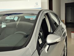 2013款 1.6L AT 优尚型