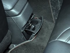 2013款 1.6L AT 风尚型