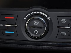 2013款 1.6L AT 风尚型