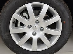 2013款 1.6L AT 风尚型