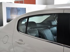 2013款 1.6L AT 风尚型