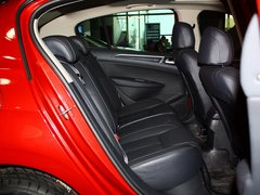 2013款 2.0L AT 尊尚型