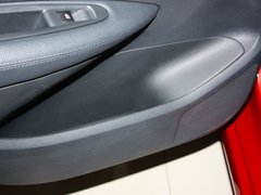 2013款 2.0L AT 尊尚型