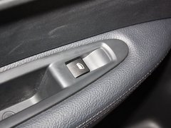 2013款 2.0L AT 尊尚型