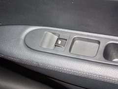2013款 2.0L AT 尊尚型