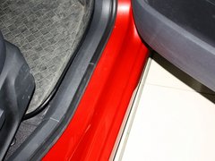 2013款 2.0L AT 尊尚型