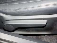 2013款 2.0L AT 尊尚型