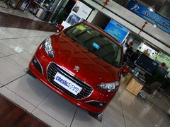 2013款 2.0L AT 尊尚型