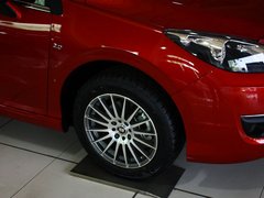 2013款 2.0L AT 尊尚型