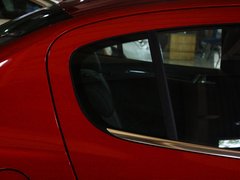 2013款 2.0L AT 尊尚型