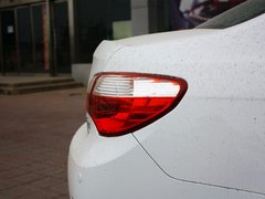 2013款 1.5T 手动 时尚型