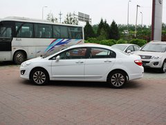 2013款 1.5T 手动 时尚型