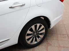 2013款 1.5T 手动 时尚型