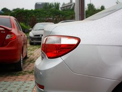 2013款 1.5T 手动 精英型