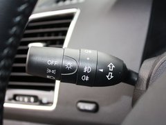 2013款 1.5T 手动 精英型