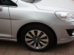 2013款 1.5T 手动 精英型