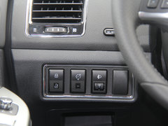 2013款 1.5T 手动 尊贵型