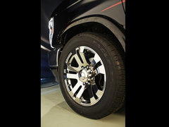2013款 5.4L AT 豪华商务车