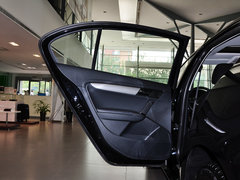 2013款 改款经典 1.6L 自动 舒适版
