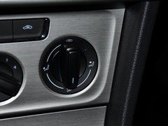 2013款 改款经典 1.6L 自动 舒适版