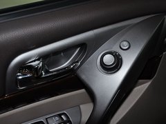 2014款 2.0T 自动 两驱精英导航版 7座