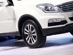 2014款 2.7T 自动 四驱豪华导航版 5座