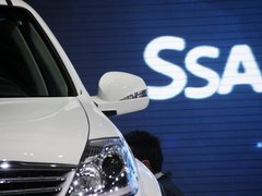 2014款 2.7T 自动 四驱豪华导航版 5座
