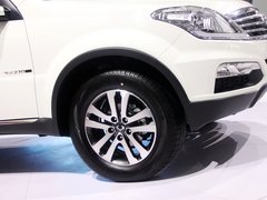 2014款 2.7T 自动 四驱豪华导航版 5座